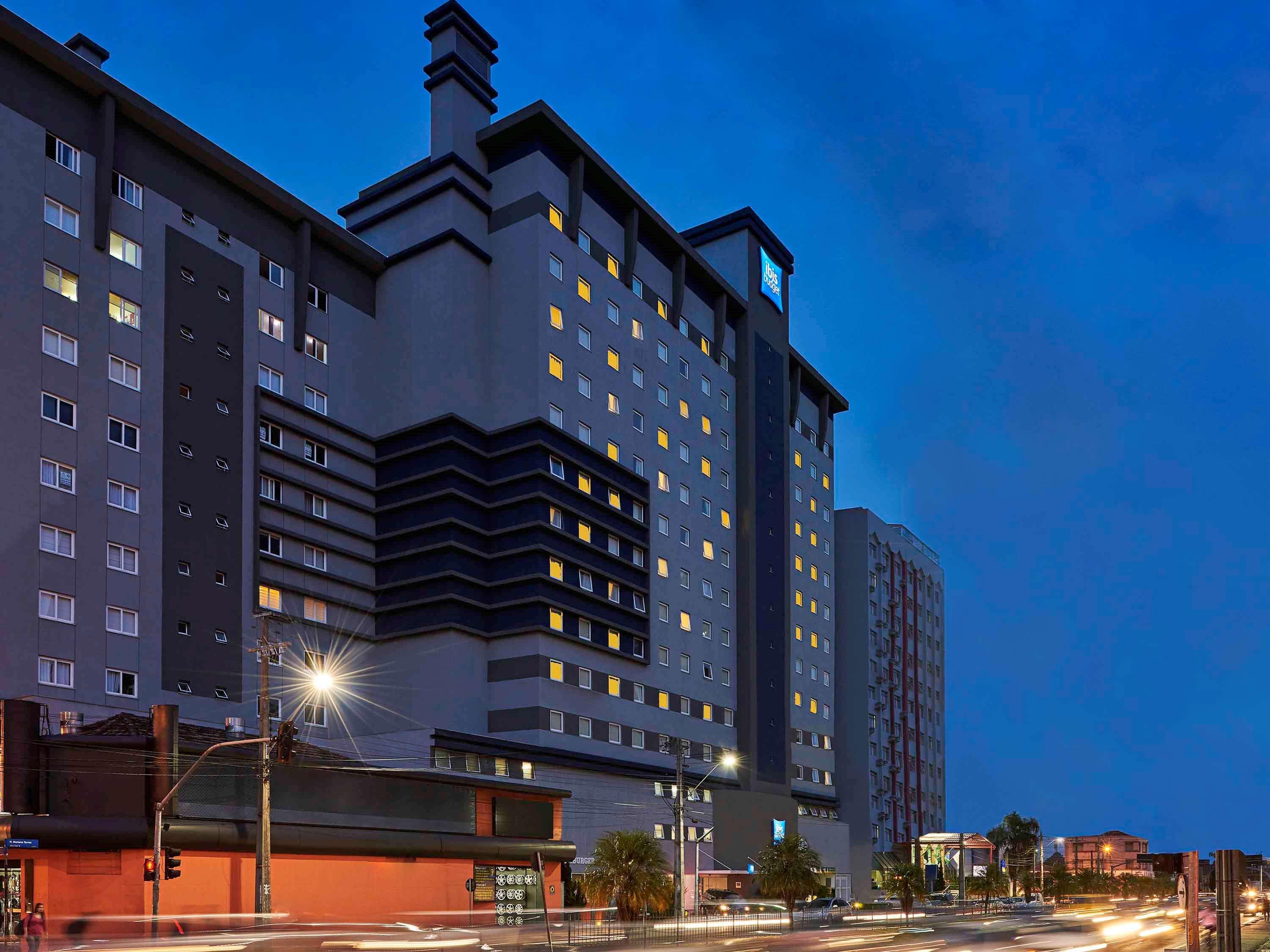 Ibis Budget Curitiba Centro Extérieur photo