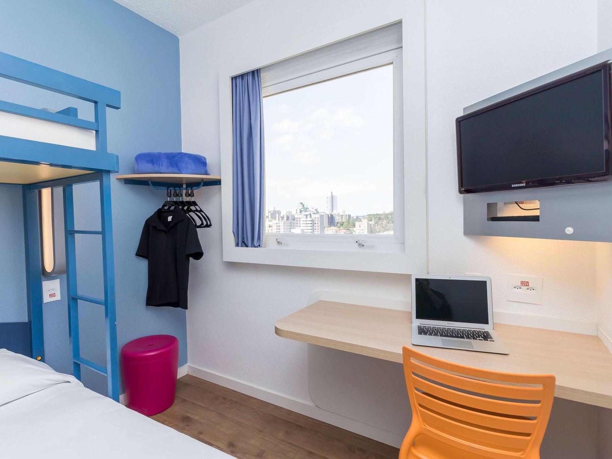 Ibis Budget Curitiba Centro Extérieur photo